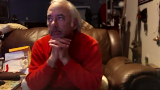 Snapshot of PincheDave4u chatting on December 2024 02:42:02 AM PincheDave4u online show from December 2024 02:42:02 AM