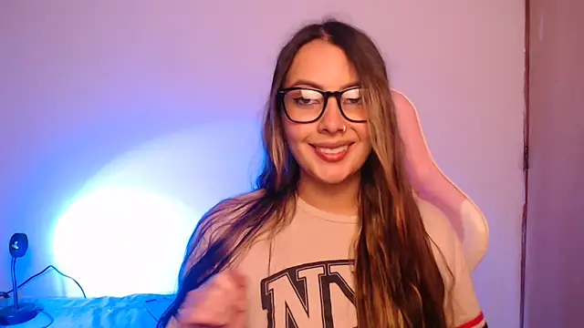 Snapshot of lalawhitte chatting on October 2025 09:28:02 PM lalawhitte online show from October 2025 09:28:02 PM