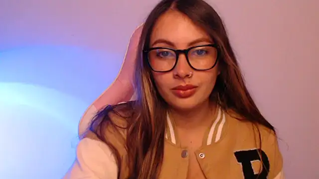 Snapshot of lalawhitte chatting on November 2025 12:26:01 PM lalawhitte online show from November 2025 12:26:01 PM