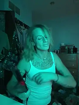 Snapshot of Cutetrans90 chatting on February 2025 10:19:01 AM Cutetrans90 online show from February 2025 10:19:01 AM