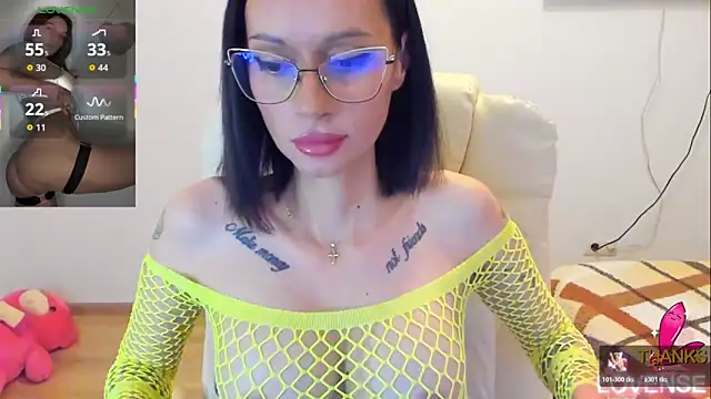 Snapshot of kissnicol32 chatting on February 2026 04:46:02 PM kissnicol32 online show from February 2026 04:46:02 PM