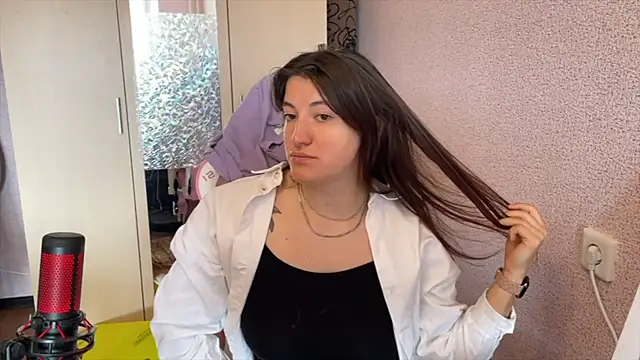 Katrin  kiss online show from April 2026 10:13:01 AM