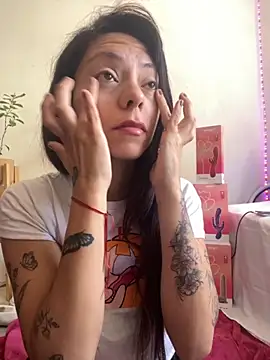 melisabunnny online show from November 2025 03:55:02 PM