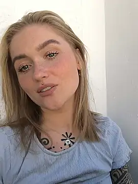 Goldloeckchen159 online show from June 2026 02:08:02 PM