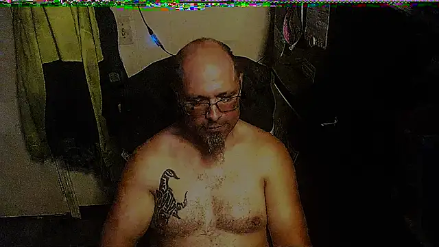 Snapshot of KrazyLegz chatting on November 2025 02:57:02 AM KrazyLegz online show from November 2025 02:57:02 AM