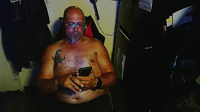 Snapshot of KrazyLegz chatting on July 2026 11:45:02 PM KrazyLegz online show from July 2026 11:45:02 PM