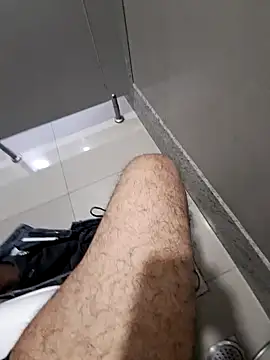 Snapshot of johny_69d@xh chatting on February 2025 07:20:01 AM johny 69dxh online show from February 2025 07:20:01 AM