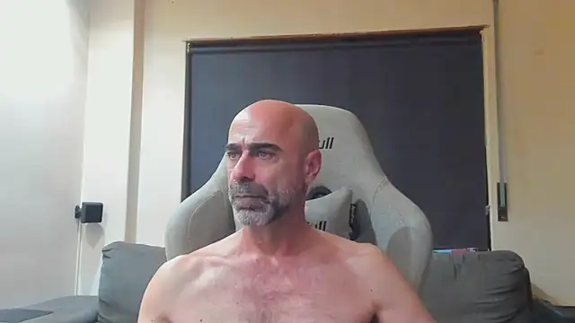 Snapshot of Bicopflirt chatting on October 2025 11:38:01 PM Bicopflirt online show from October 2025 11:38:01 PM