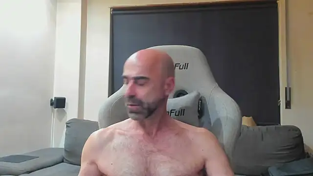 Snapshot of Bicopflirt chatting on October 2025 01:31:01 AM Bicopflirt online show from October 2025 01:31:01 AM