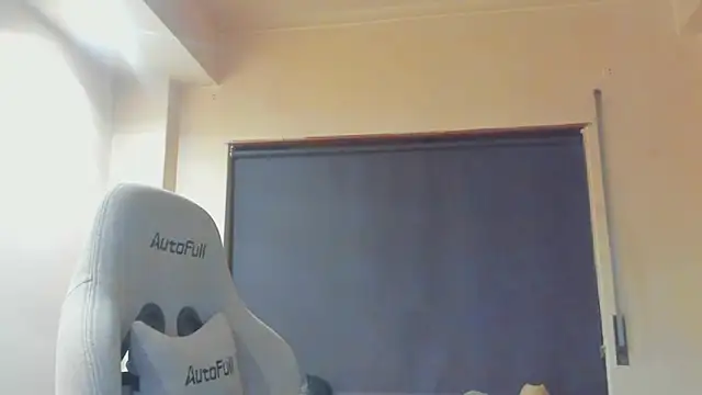 Snapshot of Bicopflirt chatting on December 2025 01:35:02 AM Bicopflirt online show from December 2025 01:35:02 AM