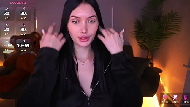 Snapshot of MilaSecrett chatting on December 2025 02:22:02 PM MilaSecrett online show from December 2025 02:22:02 PM