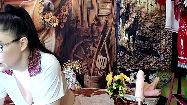 Snapshot of DashaHart chatting on December 2024 01:06:01 PM DashaHart online show from December 2024 01:06:01 PM