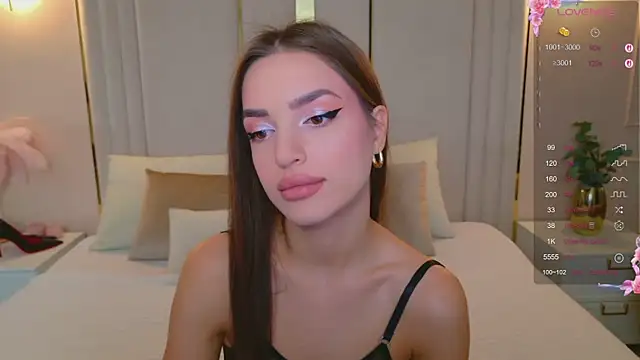 BellaHalles online show from November 2025 06:22:01 AM