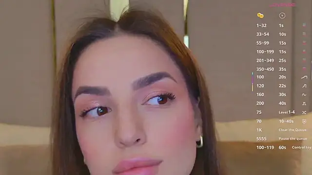 BellaHalles online show from February 2026 05:39:01 AM