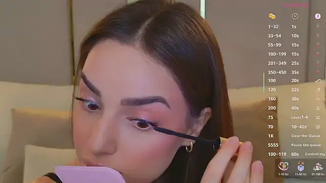 BellaHalles online show from February 2026 05:46:02 AM