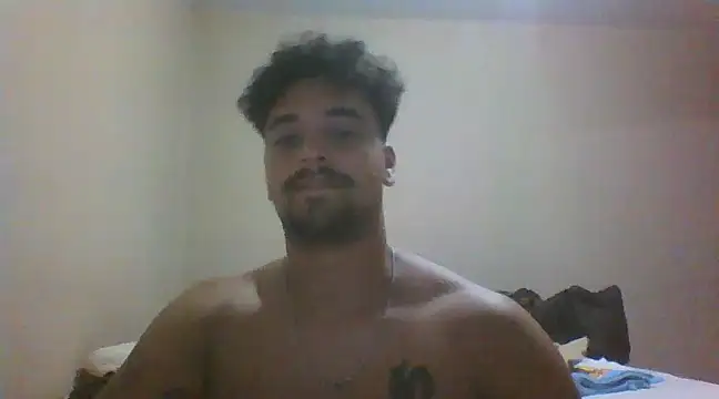 Snapshot of Xcumshot33 chatting on January 2025 12:38:01 AM Xcumshot33 online show from January 2025 12:38:01 AM