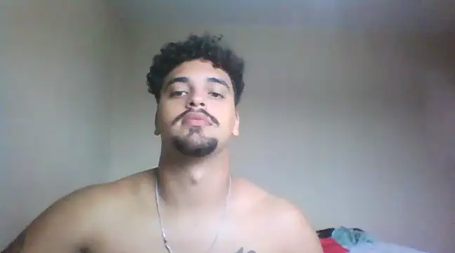 Snapshot of Xcumshot33 chatting on January 2025 01:39:01 PM Xcumshot33 online show from January 2025 01:39:01 PM