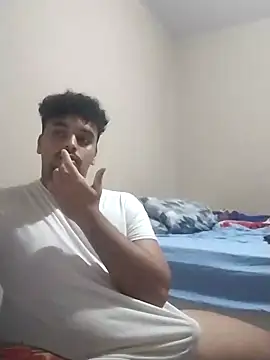 Snapshot of Xcumshot33 chatting on March 2025 11:14:02 PM Xcumshot33 online show from March 2025 11:14:02 PM