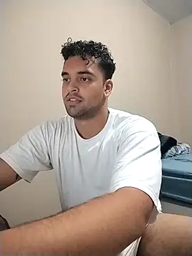 Snapshot of Xcumshot33 chatting on October 2025 08:10:01 PM Xcumshot33 online show from October 2025 08:10:01 PM