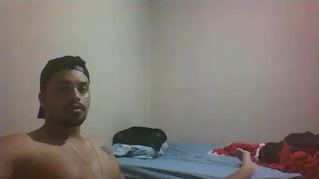 Snapshot of Xcumshot33 chatting on November 2025 02:44:02 AM Xcumshot33 online show from November 2025 02:44:02 AM