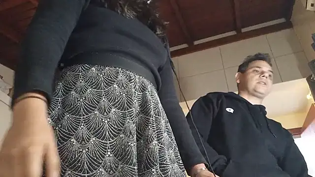 Snapshot of bombomepimenta chatting on November 2025 11:25:02 PM bombomepimenta online show from November 2025 11:25:02 PM