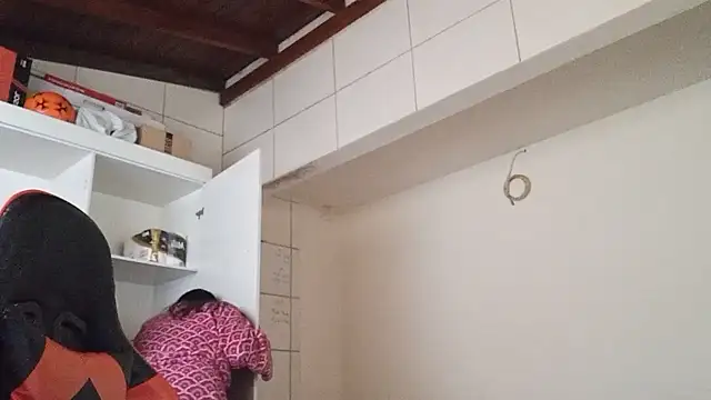 Snapshot of bombomepimenta chatting on November 2025 03:22:01 PM bombomepimenta online show from November 2025 03:22:01 PM