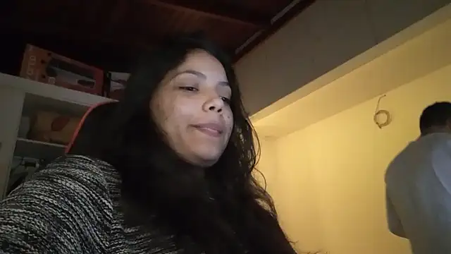 Snapshot of bombomepimenta chatting on November 2025 03:28:01 AM bombomepimenta online show from November 2025 03:28:01 AM