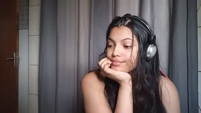 Snapshot of bombomepimenta chatting on November 2025 10:54:02 AM bombomepimenta online show from November 2025 10:54:02 AM