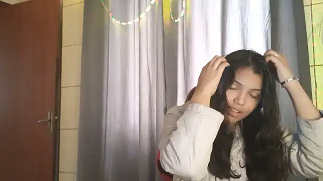 Snapshot of bombomepimenta chatting on December 2025 11:15:01 AM bombomepimenta online show from December 2025 11:15:01 AM