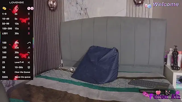 Danielaa a online show from October 2025 12:00:02 AM