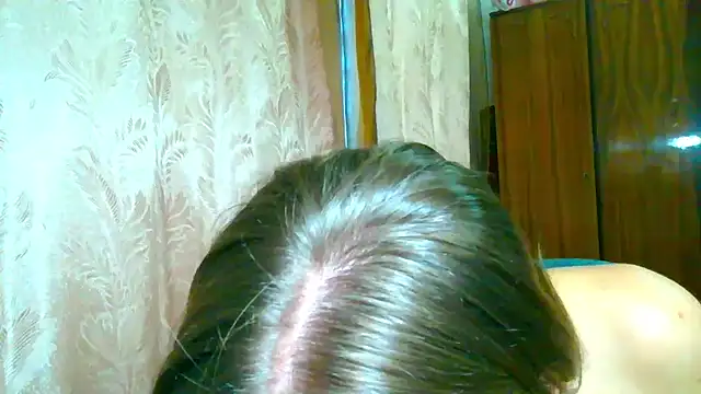 EmillyPlay online show from November 2025 11:10:01 AM