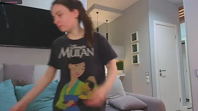 DonnaBurkee online show from November 2025 04:07:01 AM