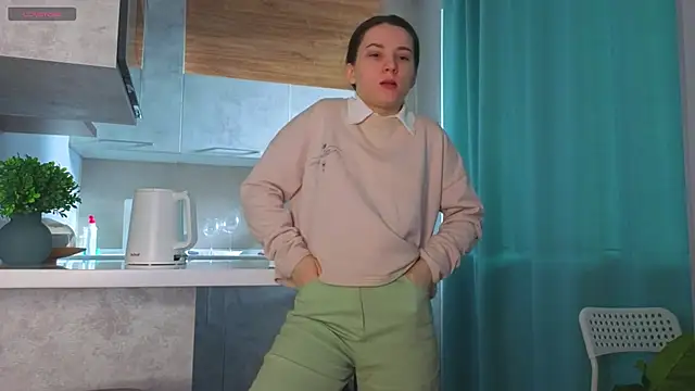 DonnaBurkee online show from April 2026 04:17:02 AM