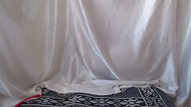 Burberrry  online show from January 2026 09:35:01 AM