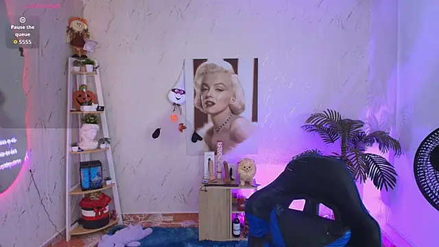 SALOOMEE   online show from February 2026 10:55:02 AM