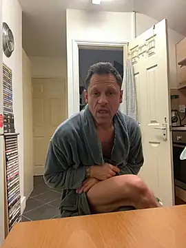 Snapshot of Yourhotboy_42 chatting on February 2025 07:11:01 PM Yourhotboy 42 online show from February 2025 07:11:01 PM