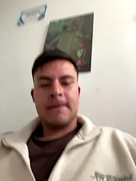 Snapshot of Nicolds14 chatting on October 2025 09:16:01 PM Nicolds14 online show from October 2025 09:16:01 PM