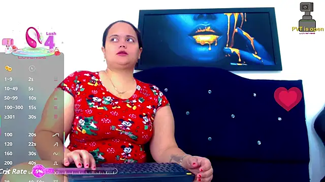 Snapshot of brunnette_hot chatting on November 2025 11:01:02 AM brunnette hot online show from November 2025 11:01:02 AM