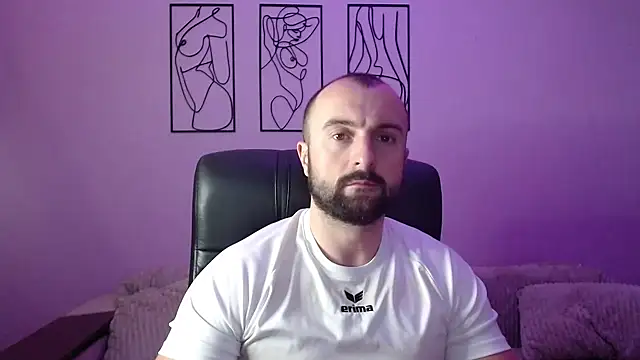 brindlefly6969 online show from November 2025 11:20:01 AM