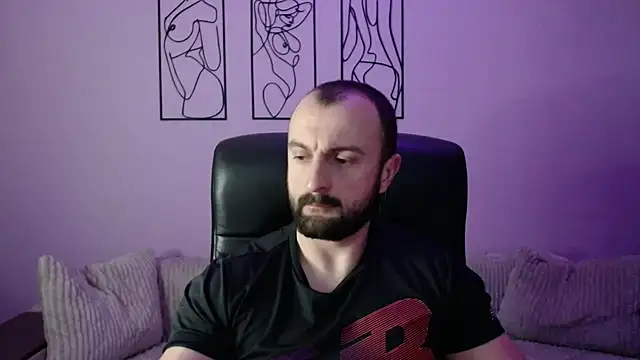 brindlefly6969 online show from January 2026 01:15:01 PM