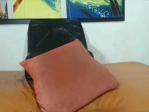 Snapshot of cataleyabigdickk chatting on January 2025 07:29:01 AM cataleyabigdickk online show from January 2025 07:29:01 AM