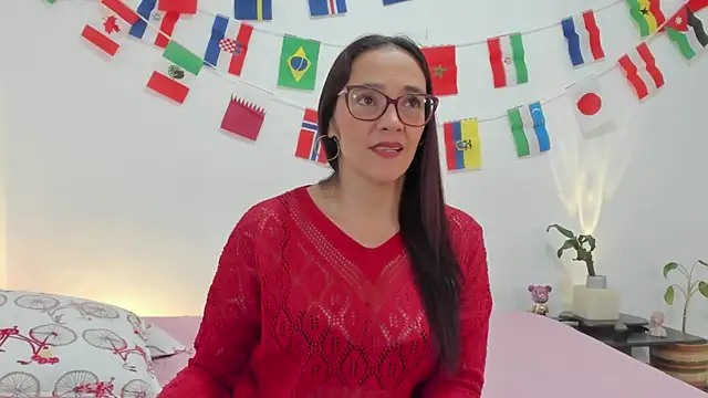Jessica Herrera  online show from July 2026 09:54:02 PM