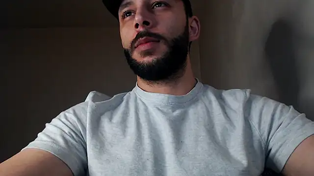 henryaxe online show from October 2025 12:20:01 PM