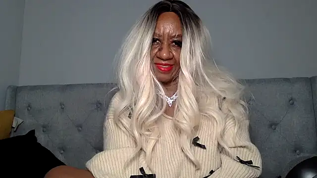 BreanaDivine online show from December 2024 01:58:02 AM