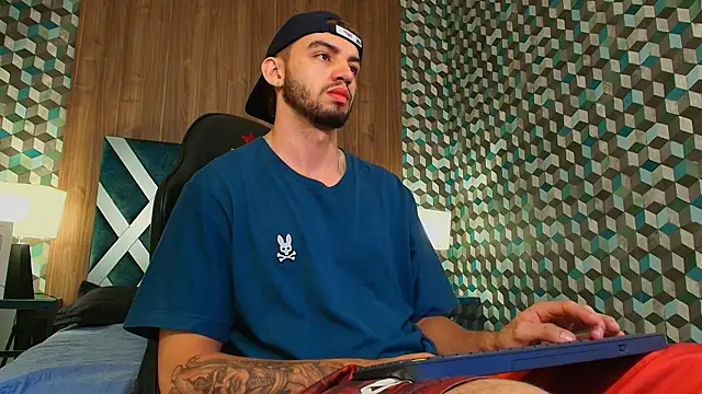 Michael magno online show from September 2025 10:26:01 AM