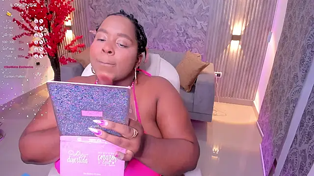 Snapshot of Rebeka_spencer chatting on March 2025 11:30:02 AM Rebeka spencer online show from March 2025 11:30:02 AM