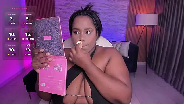 Snapshot of Rebeka_spencer chatting on February 2026 11:05:02 AM Rebeka spencer online show from February 2026 11:05:02 AM