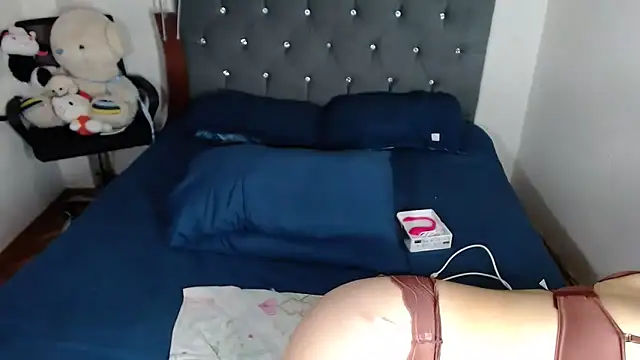 Chantal hott online show from March 2026 09:21:02 PM