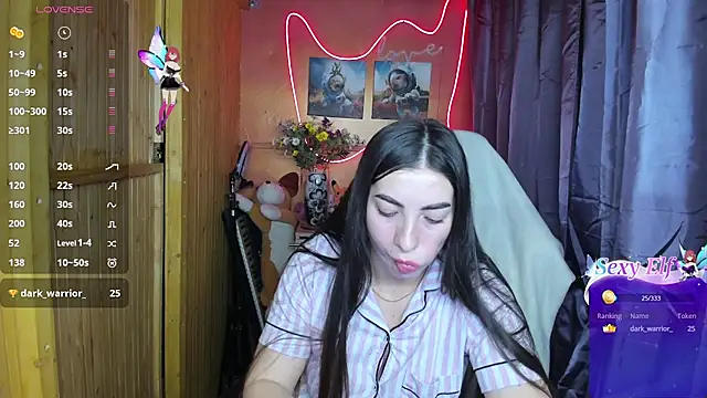 Snapshot of Fiery_Brunette_ chatting on January 2025 06:58:02 AM Fiery Brunette online show from January 2025 06:58:02 AM