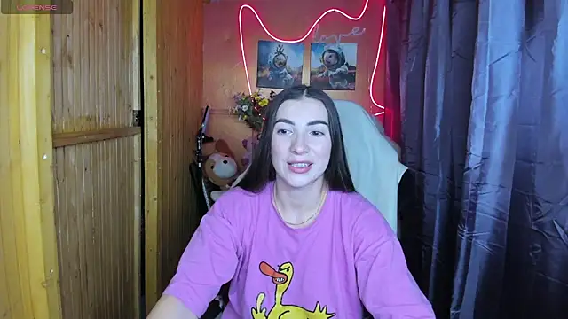 Snapshot of Fiery_Brunette_ chatting on January 2025 09:00:01 AM Fiery Brunette online show from January 2025 09:00:01 AM